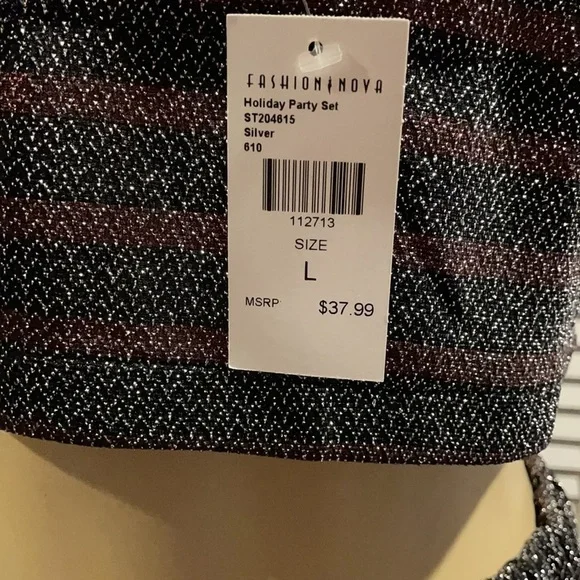 Fashion Nova - Holiday Party Set - Picture 8 of 8